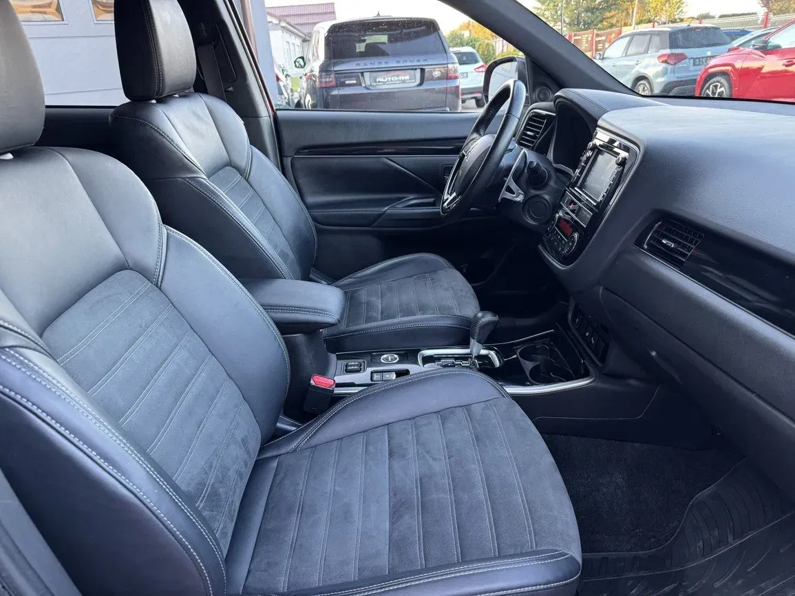 Mitsubishi Outlander - Náhled 17