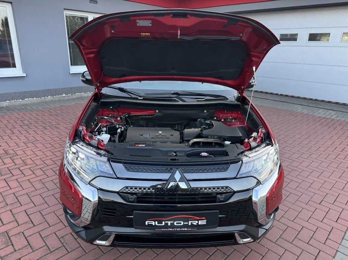 Mitsubishi Outlander - Náhled 31