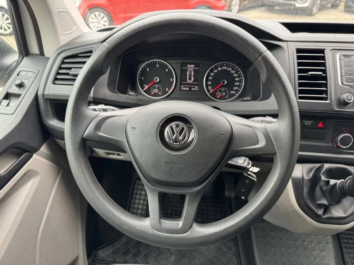 Volkswagen Transporter - Náhled 7