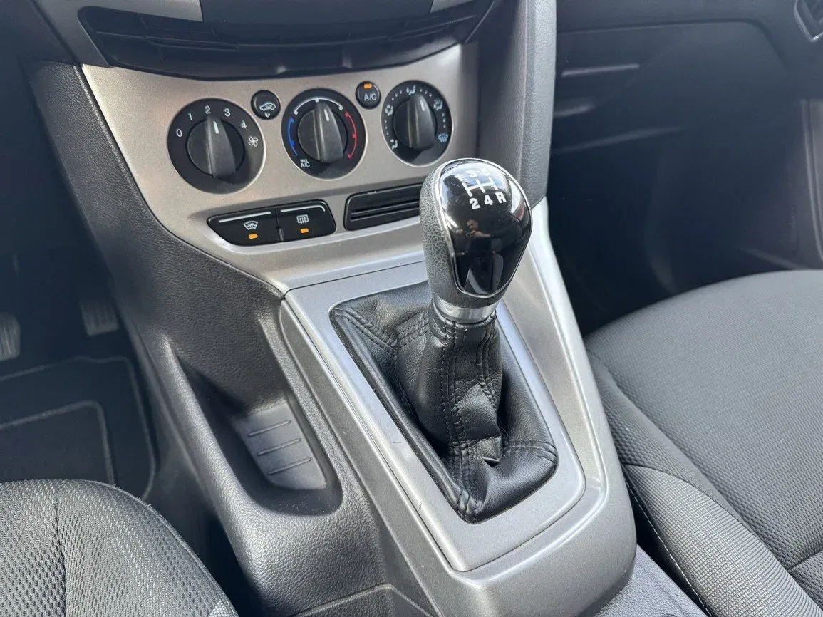 Ford Focus - Náhled 10