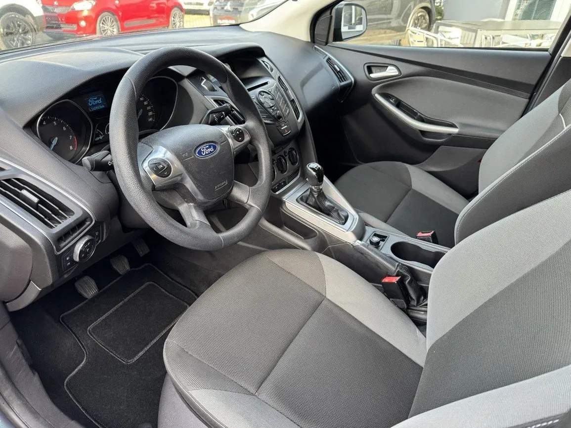 Ford Focus - Náhled 22
