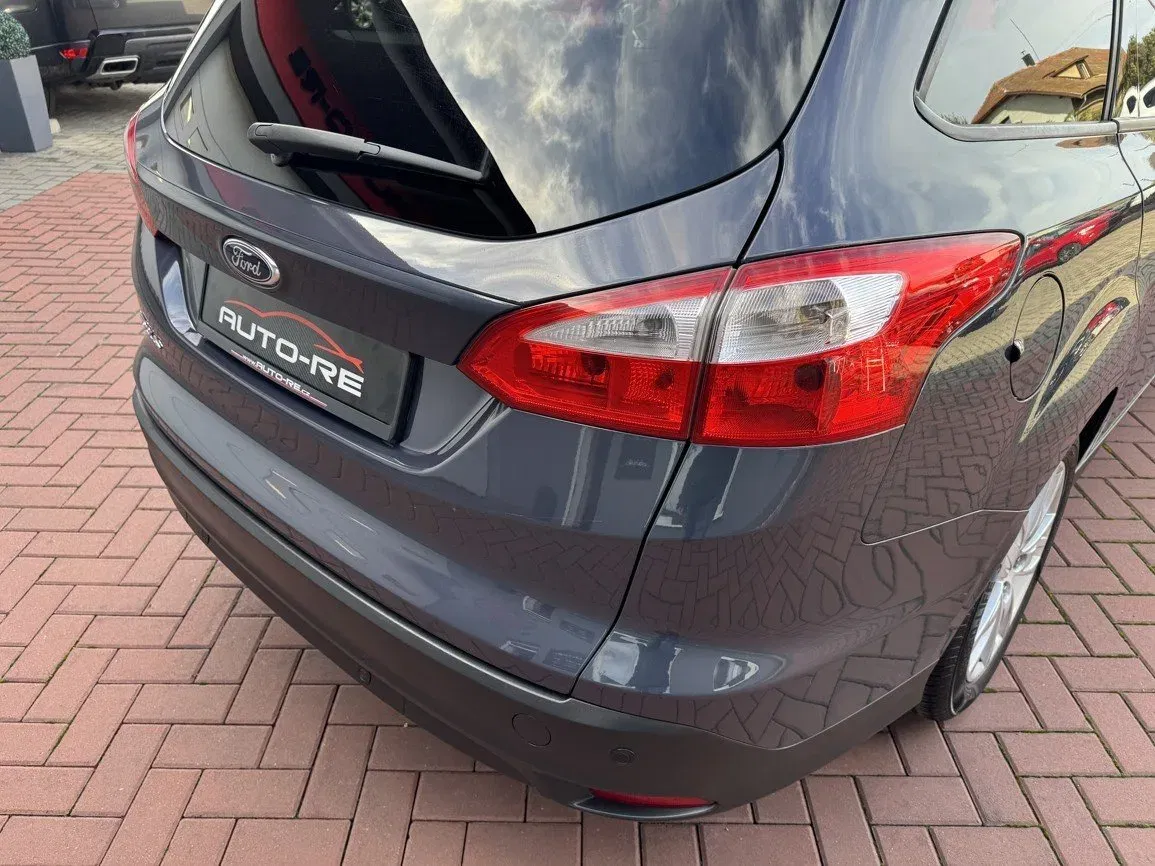 Ford Focus - Náhled 37