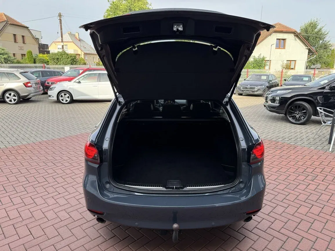 Mazda 6 - Náhled 22