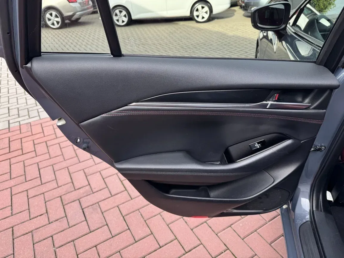 Mazda 6 - Náhled 24