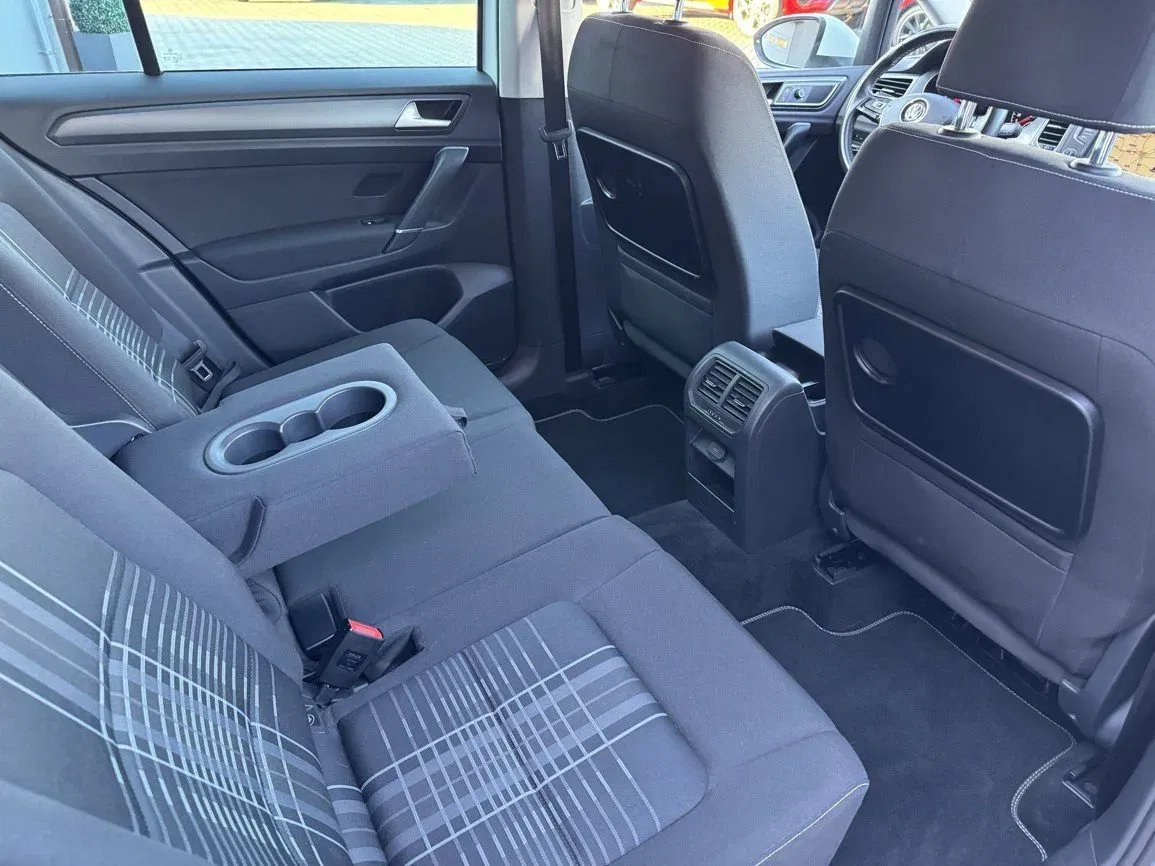 Volkswagen Golf Sportsvan - Náhled 19