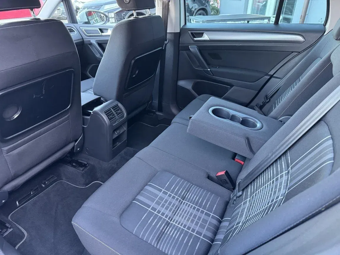 Volkswagen Golf Sportsvan - Náhled 23