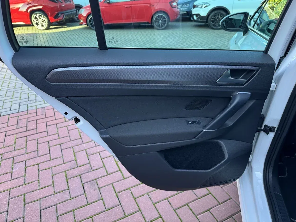 Volkswagen Golf Sportsvan - Náhled 24