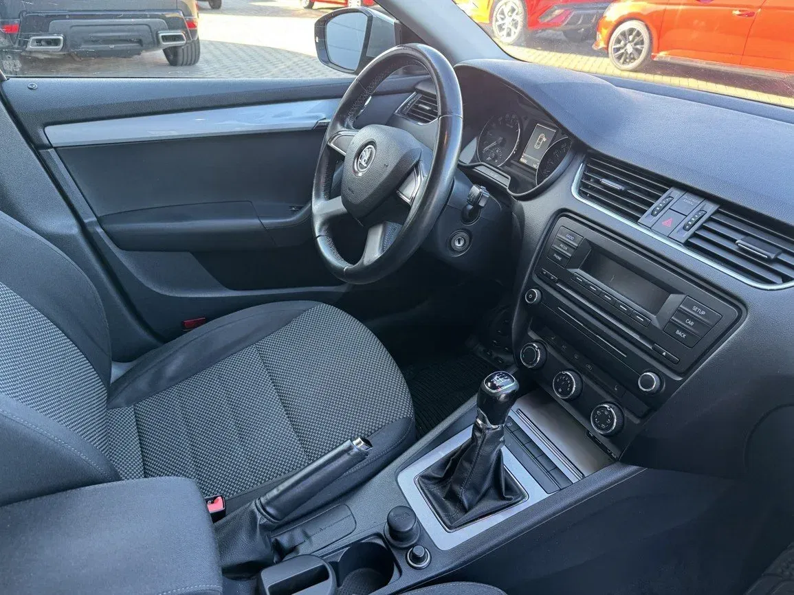 Škoda Octavia - Náhled 17
