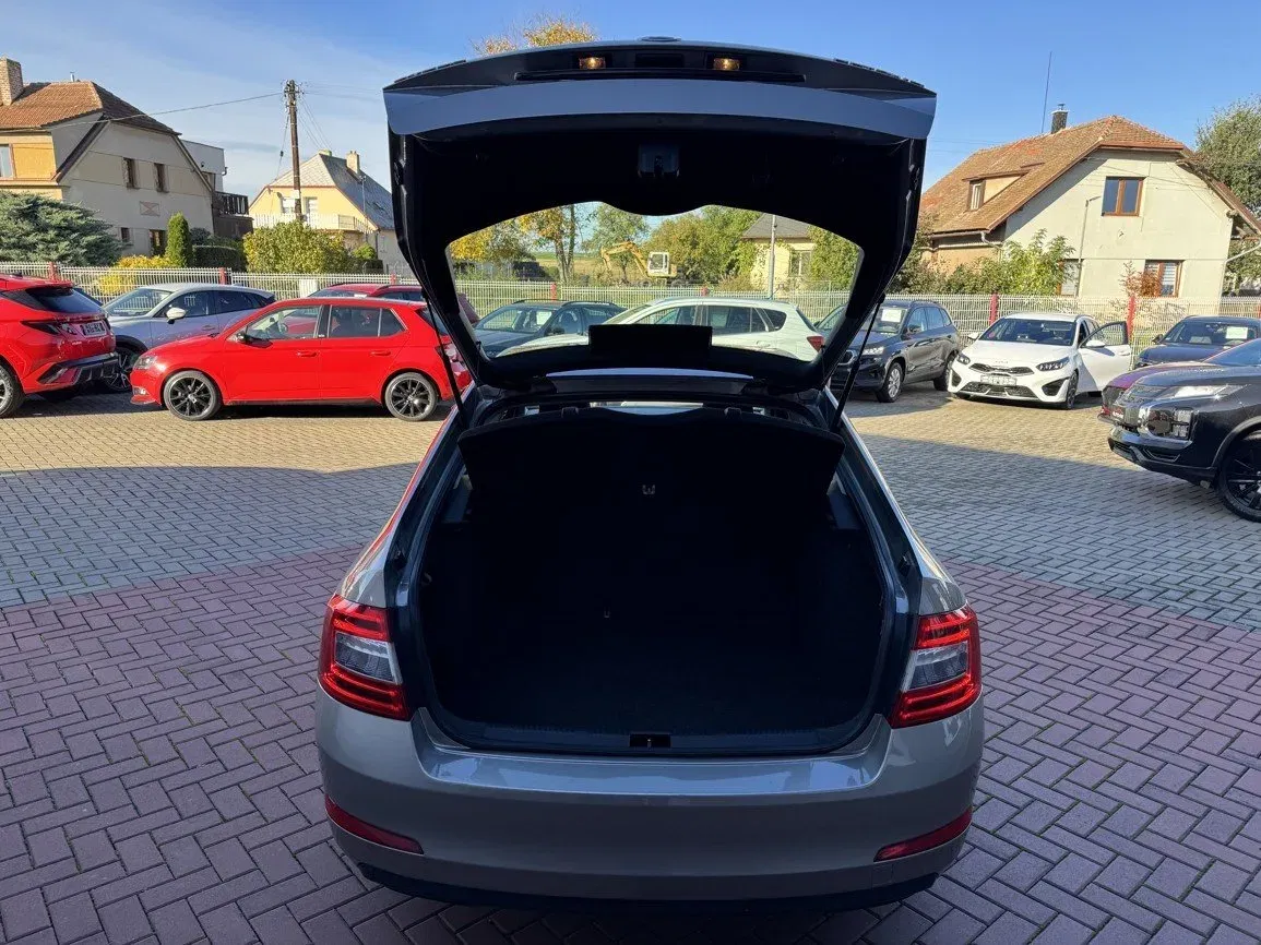 Škoda Octavia - Náhled 22