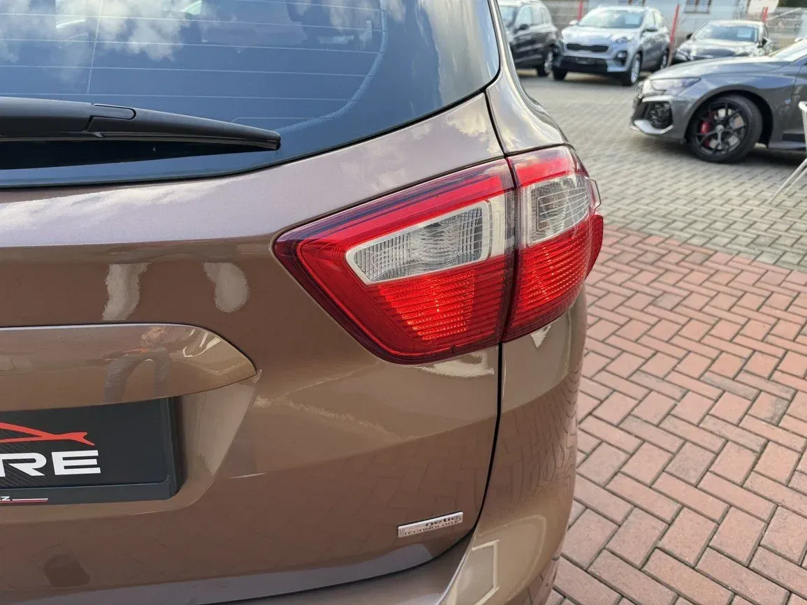Ford C-MAX - Náhled 37