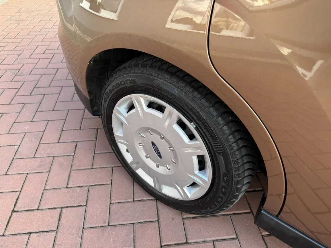 Ford C-MAX - Náhled 41