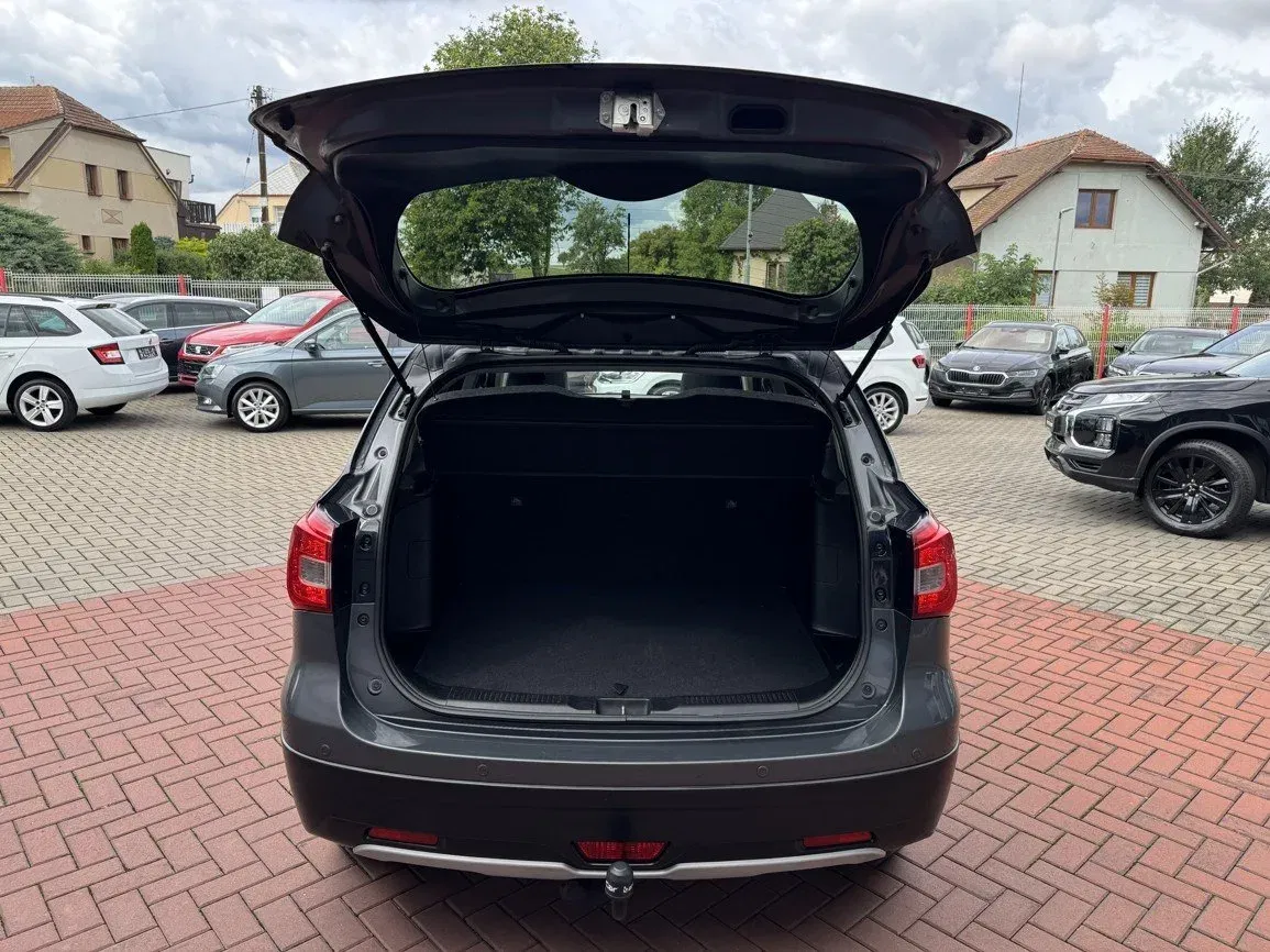 Suzuki SX4 S-Cross - Náhled 23