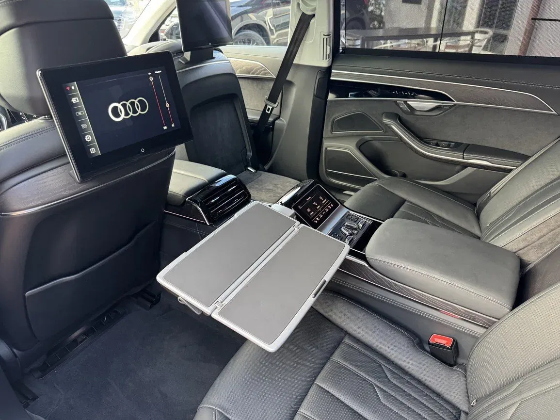 Audi A8 - Náhled 26