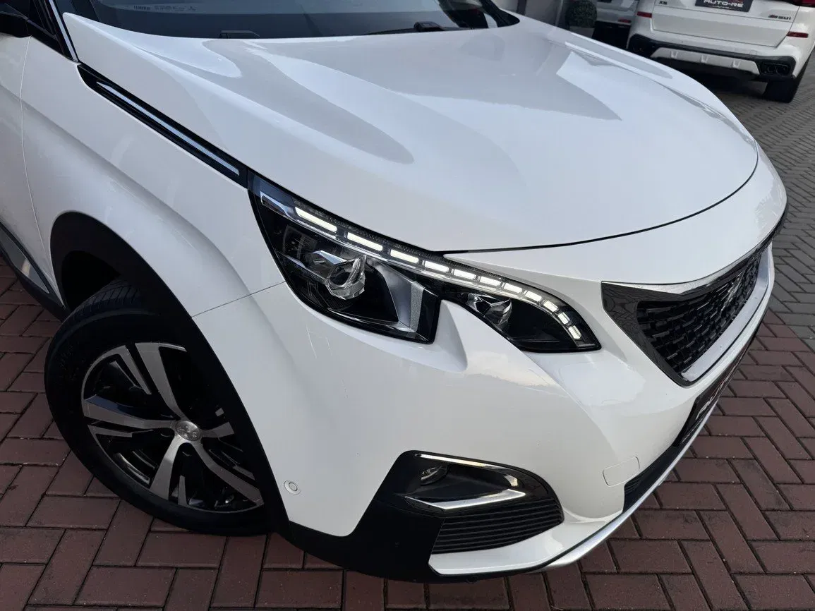 Peugeot 5008 - Náhled 38
