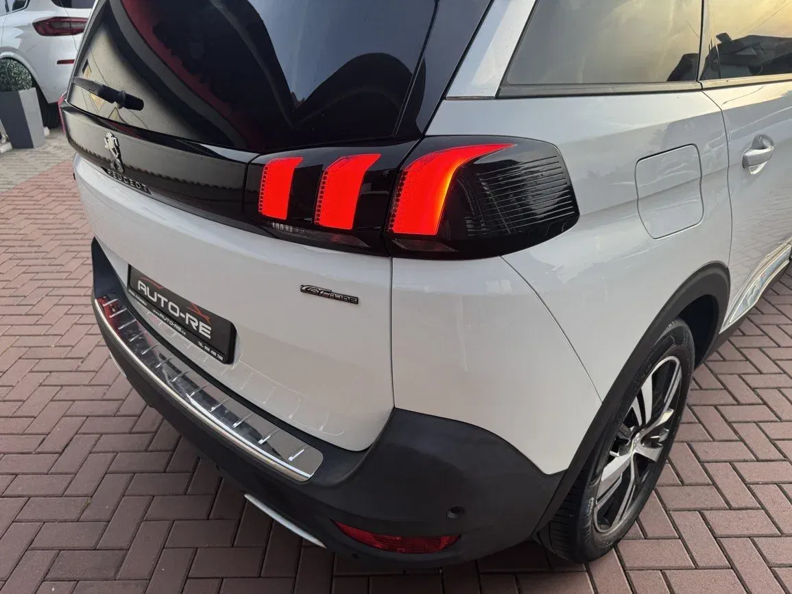 Peugeot 5008 - Náhled 39