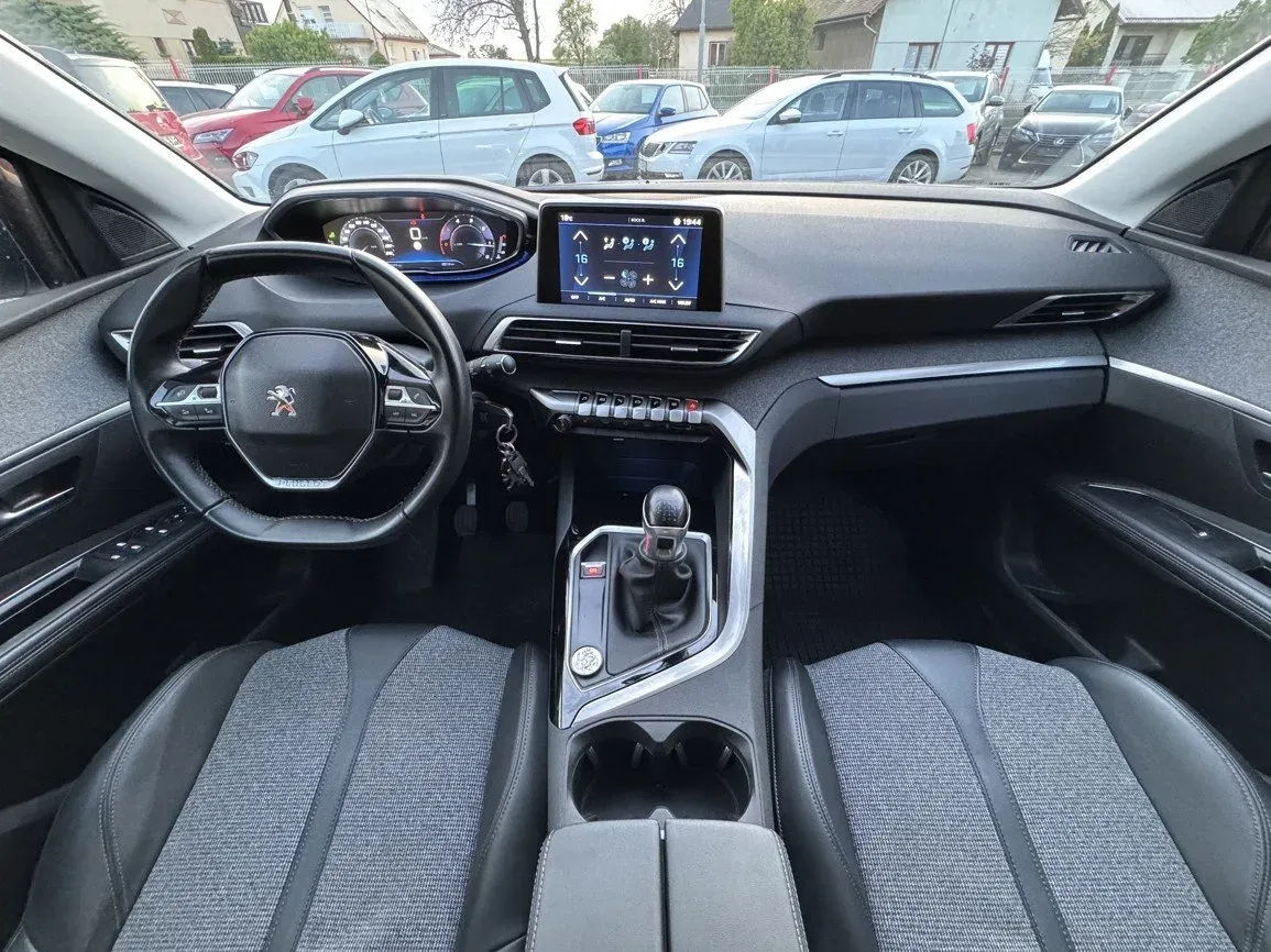 Peugeot 5008 - Náhled 6