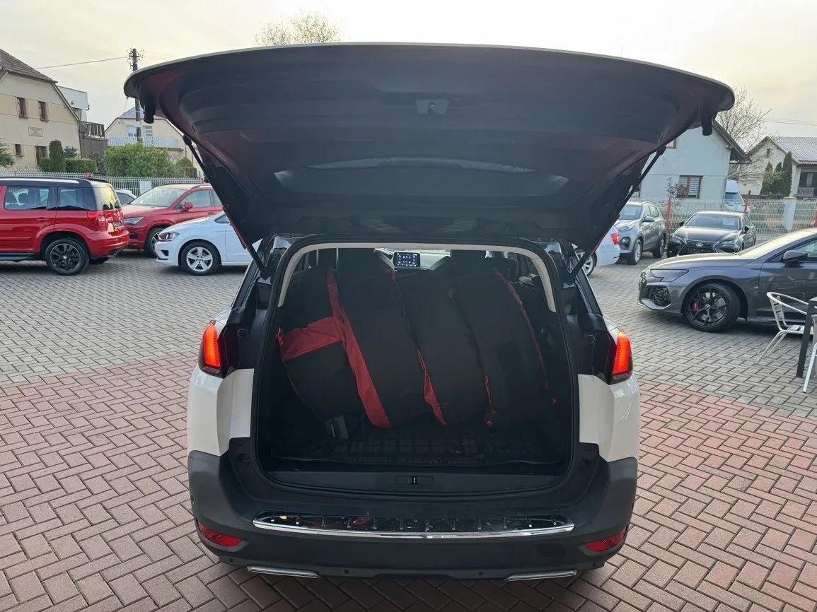 Peugeot 5008 - Náhled 20