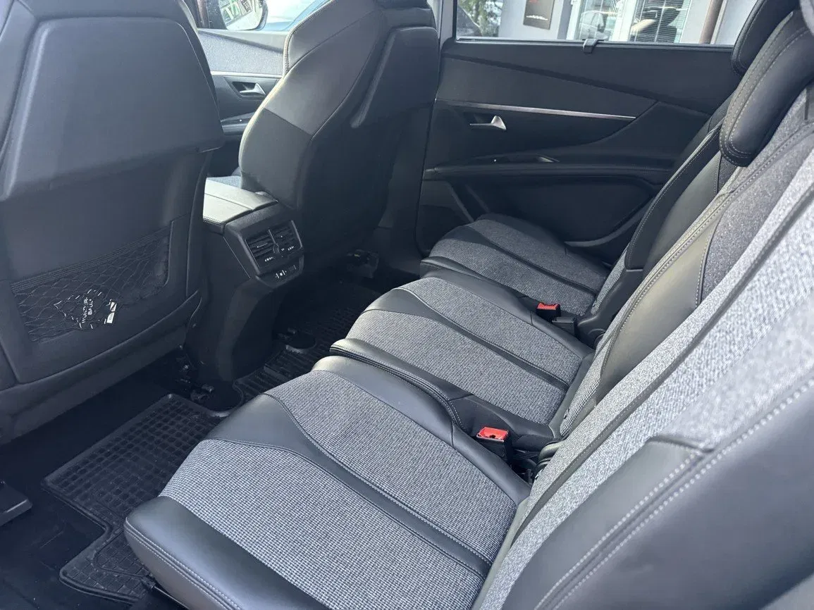 Peugeot 5008 - Náhled 23
