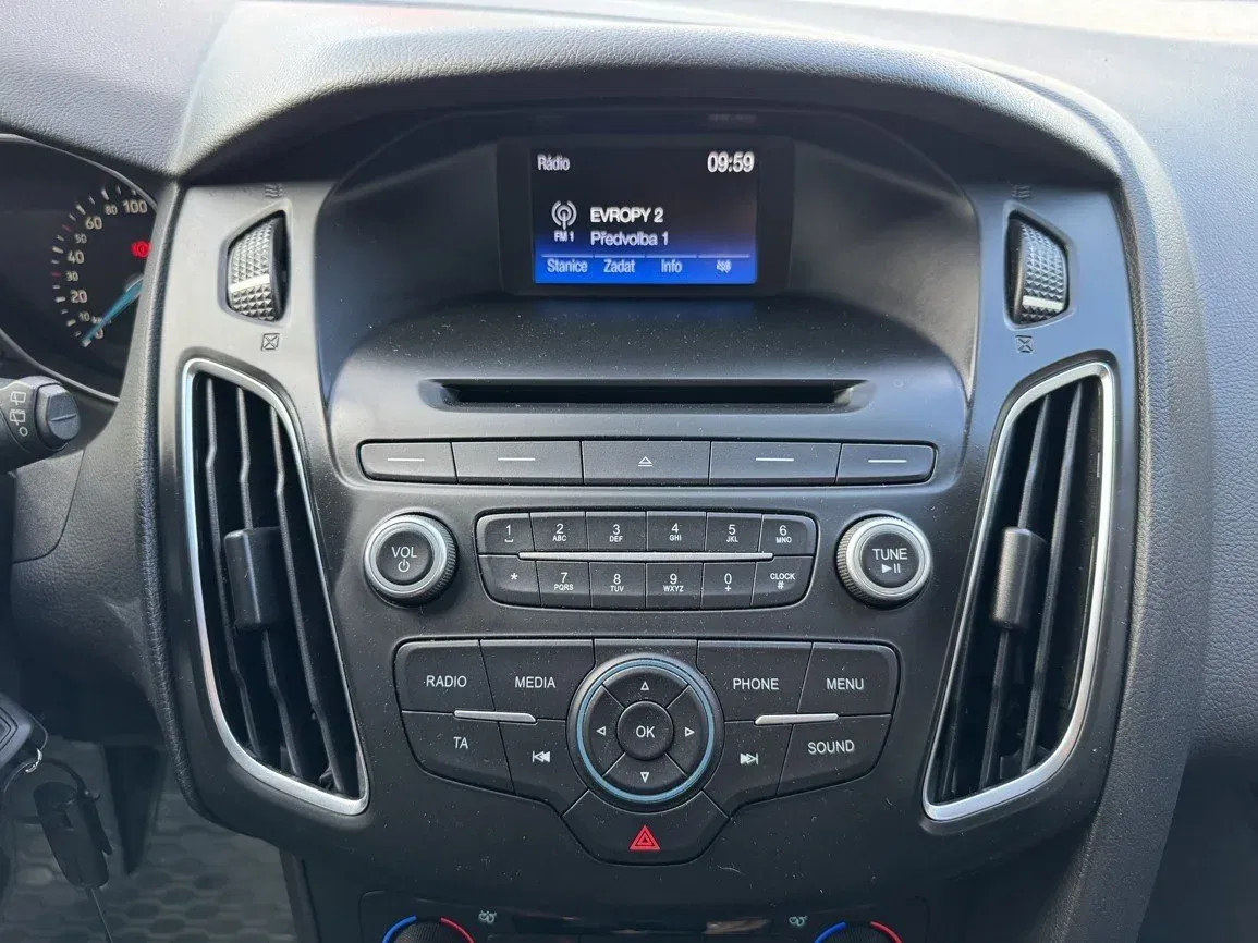 Ford Focus - Náhled 11
