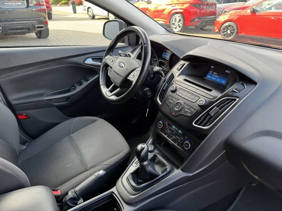 Ford Focus - Náhled 16