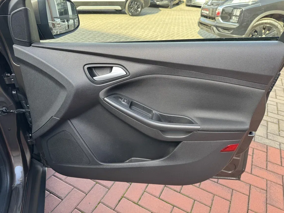 Ford Focus - Náhled 18