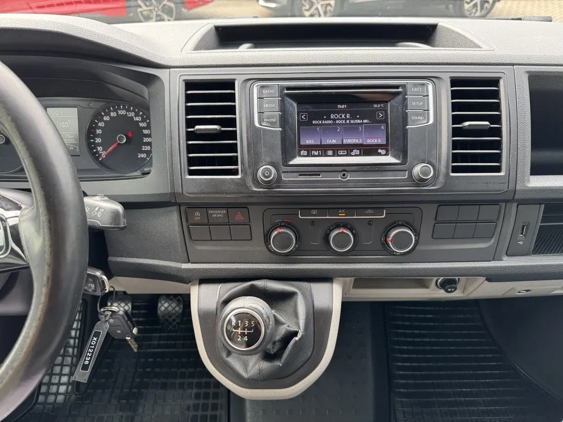 Volkswagen Transporter - Náhled 8