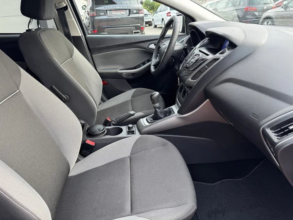 Ford Focus - Náhled 17