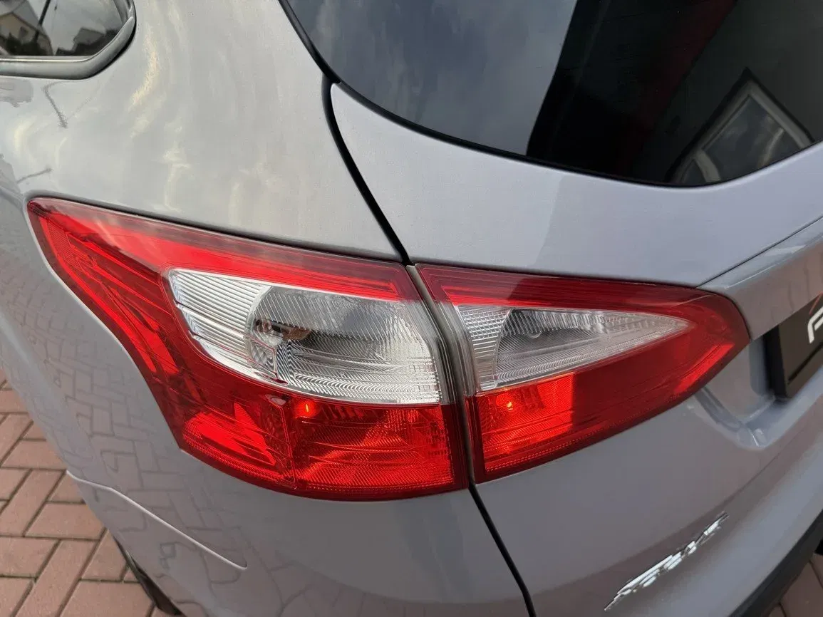 Ford Focus - Náhled 42