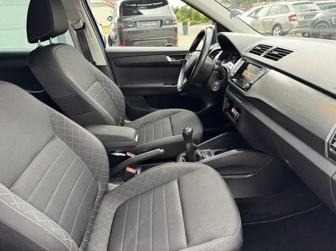 Škoda Fabia - Náhled 17