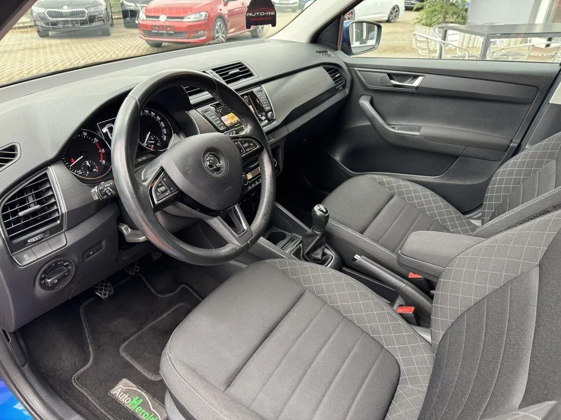 Škoda Fabia - Náhled 24