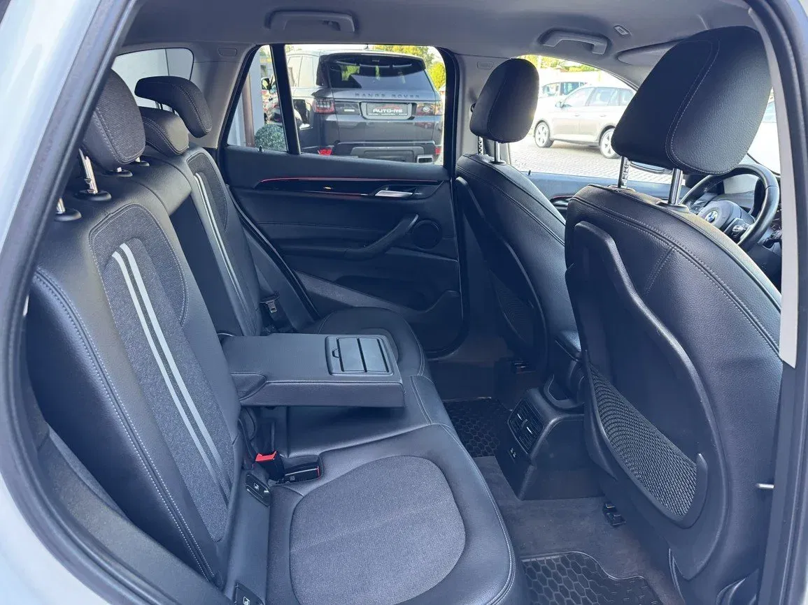 BMW X1 - Náhled 25
