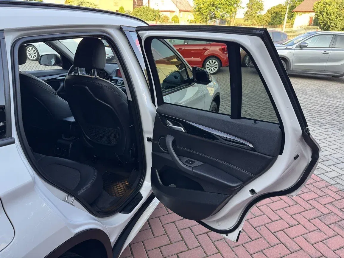 BMW X1 - Náhled 26