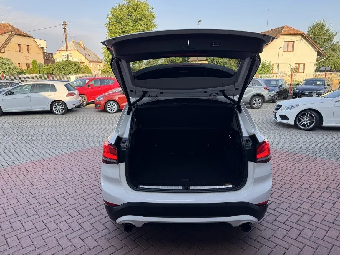 BMW X1 - Náhled 27