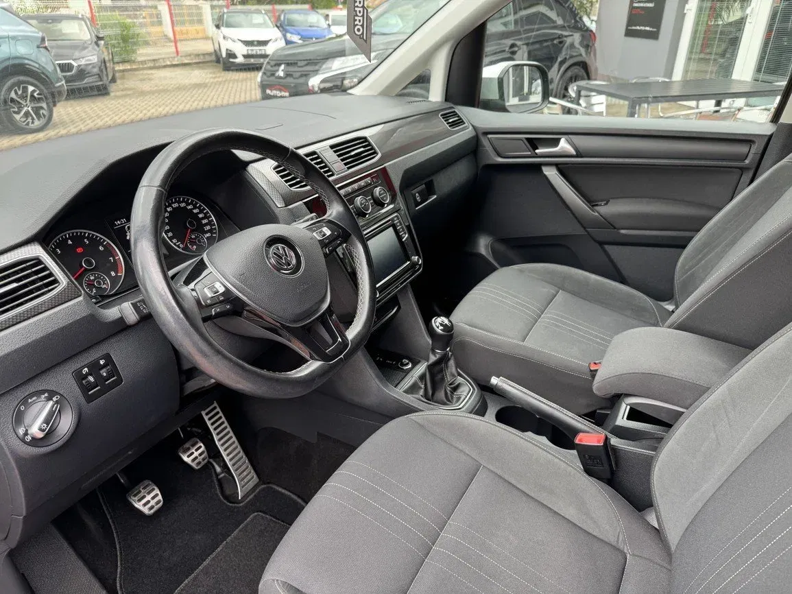 Volkswagen Caddy - Náhled 25