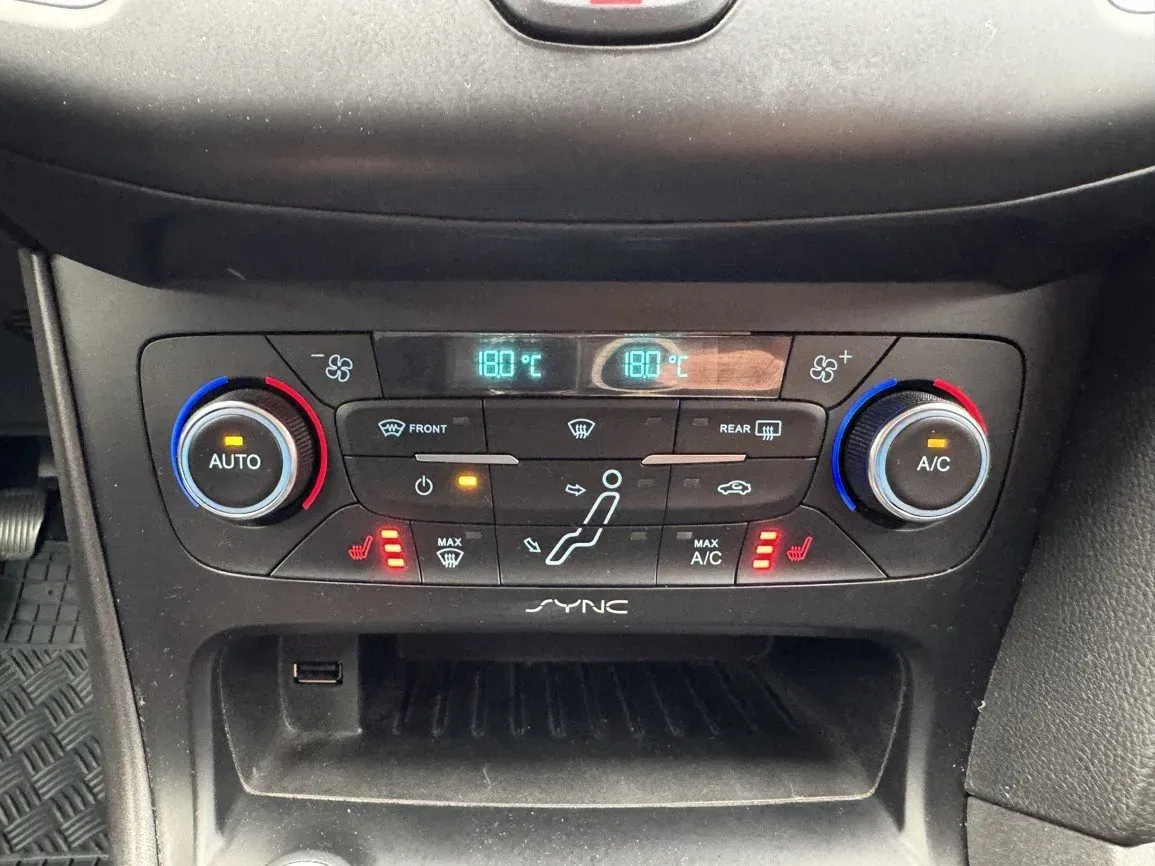 Ford Focus - Náhled 9