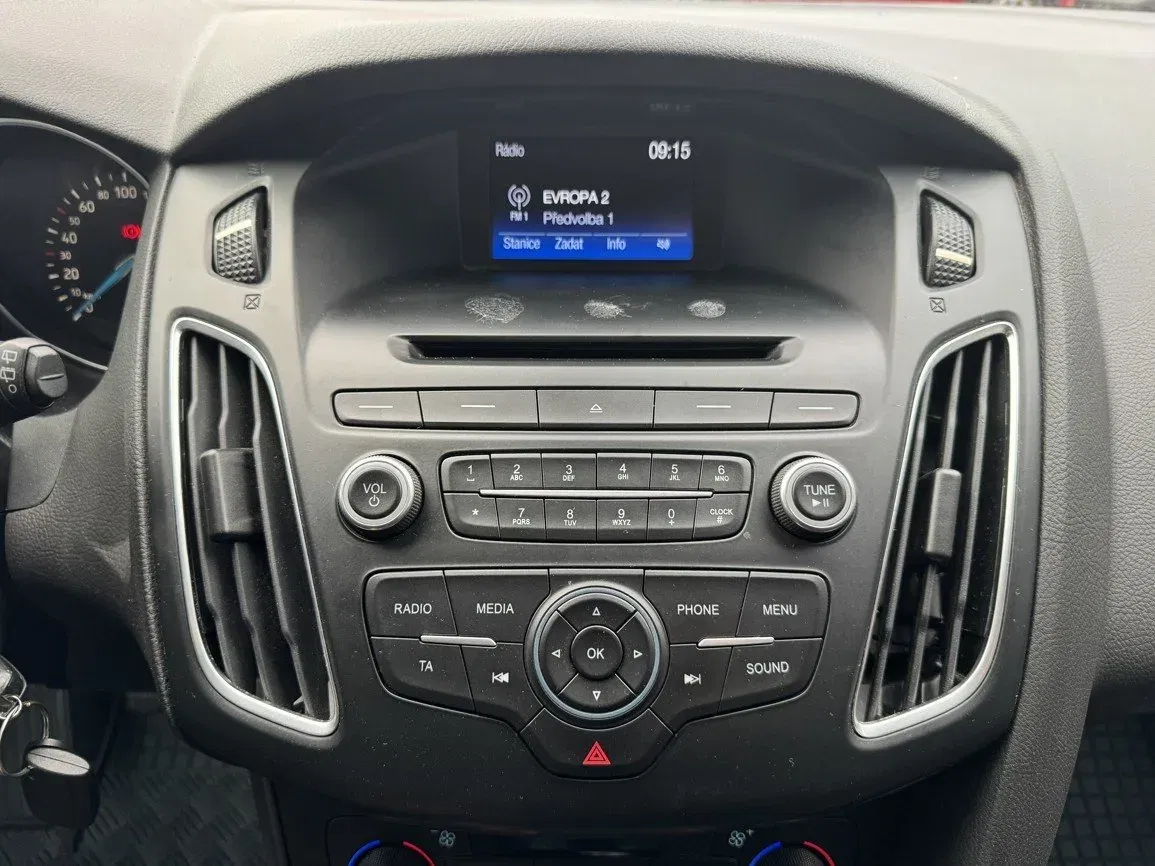 Ford Focus - Náhled 10