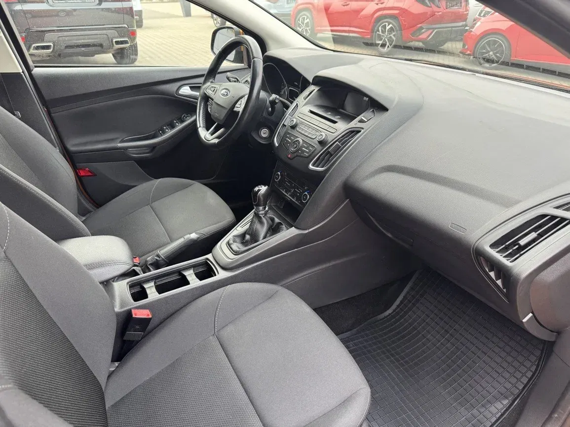 Ford Focus - Náhled 13