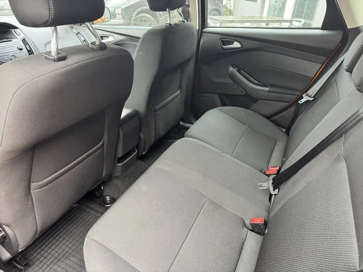 Ford Focus - Náhled 20