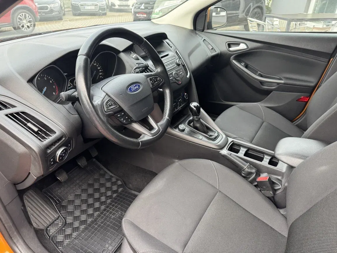 Ford Focus - Náhled 22