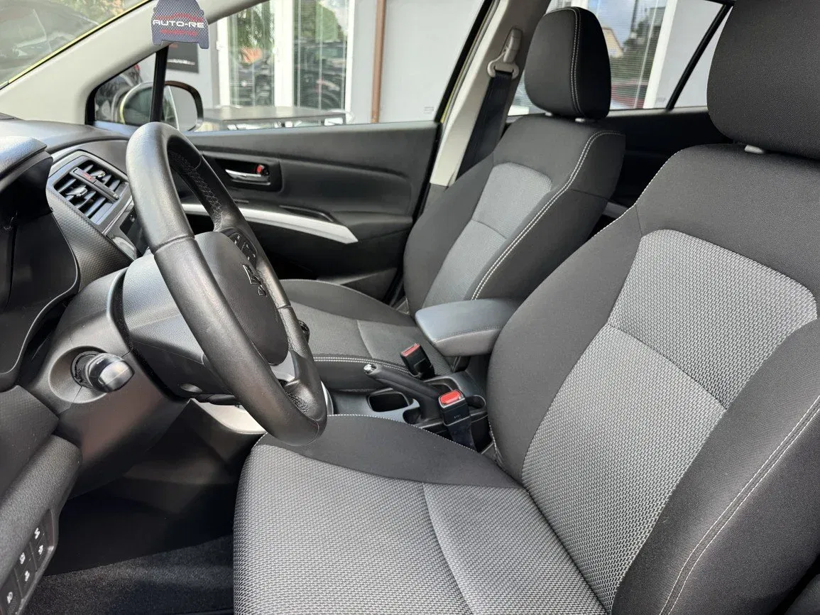 Suzuki SX4 S-Cross - Náhled 26
