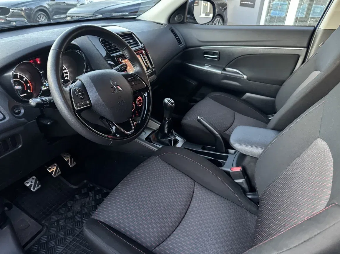 Mitsubishi ASX - Náhled 23