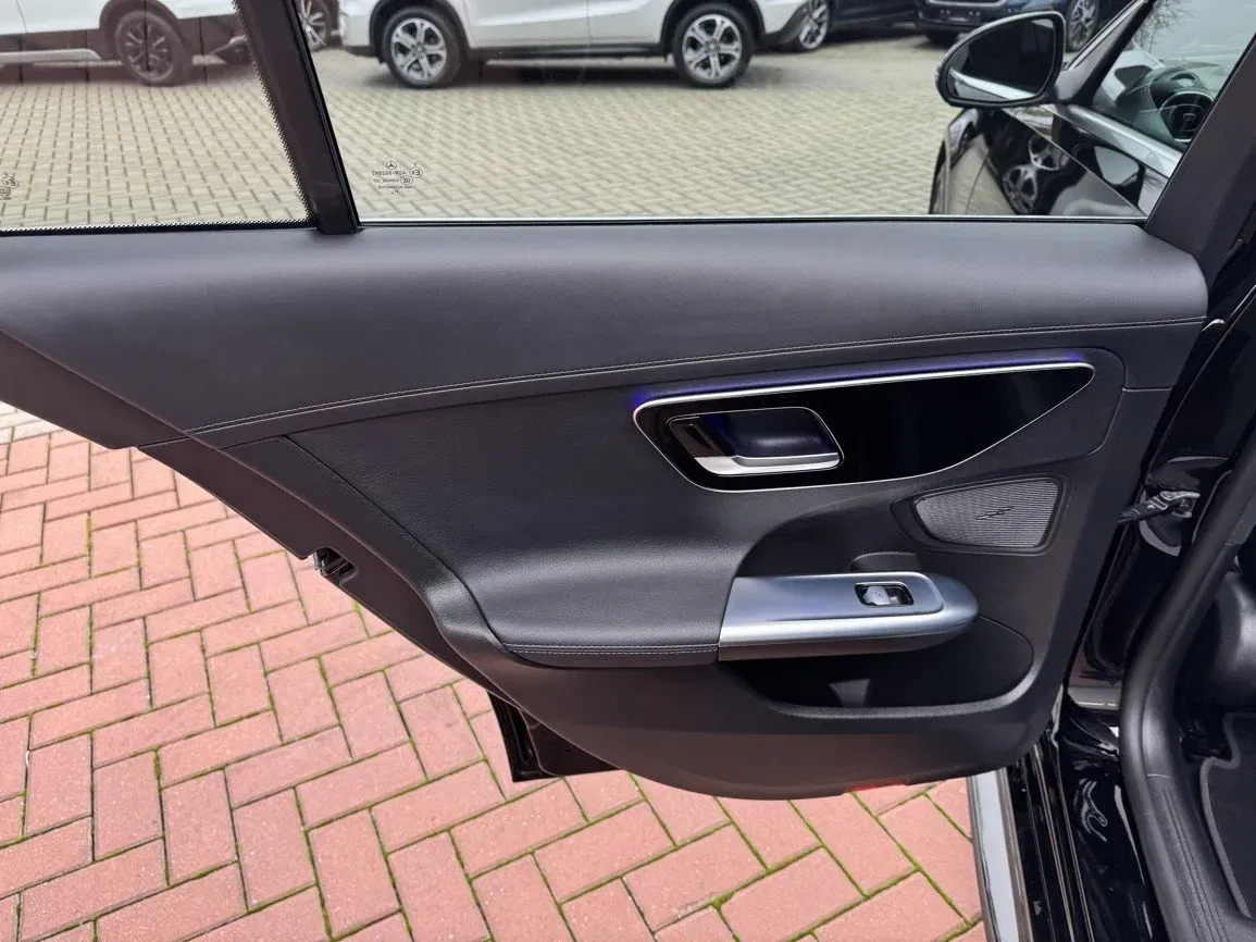Mercedes-Benz Třídy C - Náhled 26