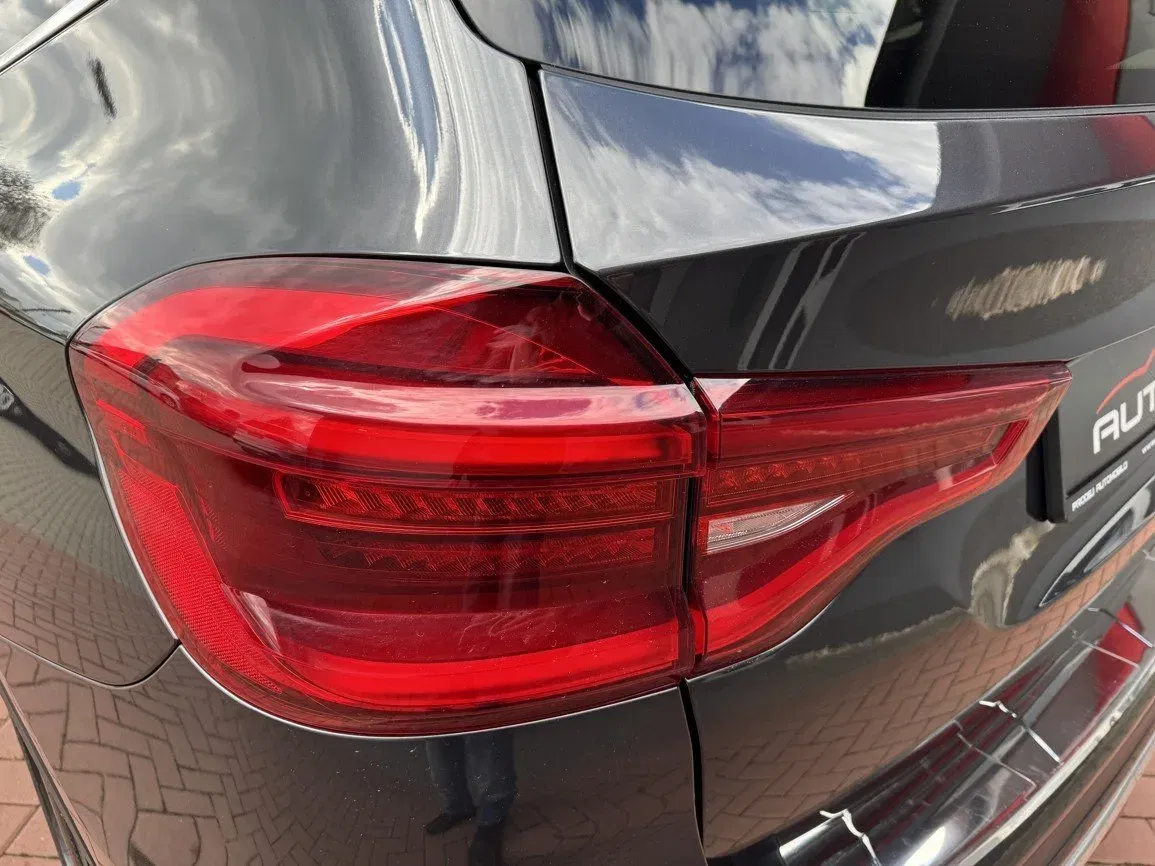 BMW X3 - Náhled 37