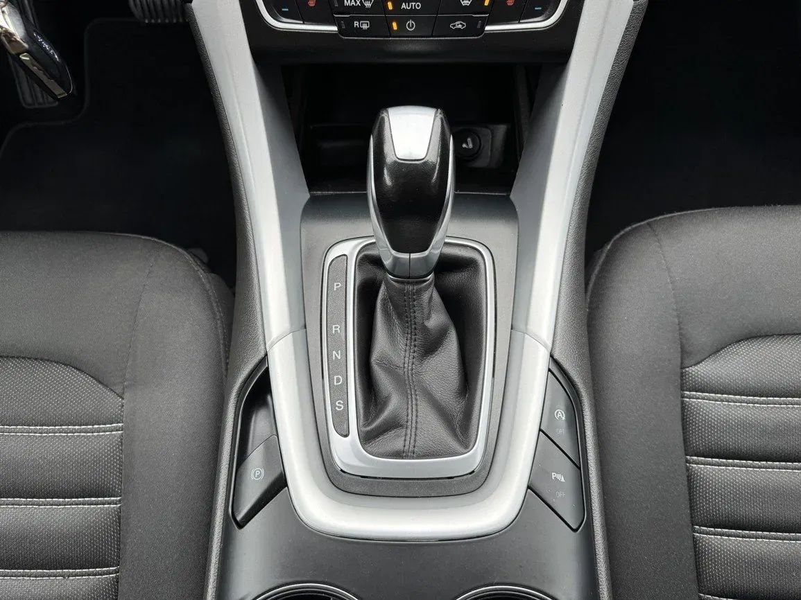 Ford Mondeo - Náhled 8