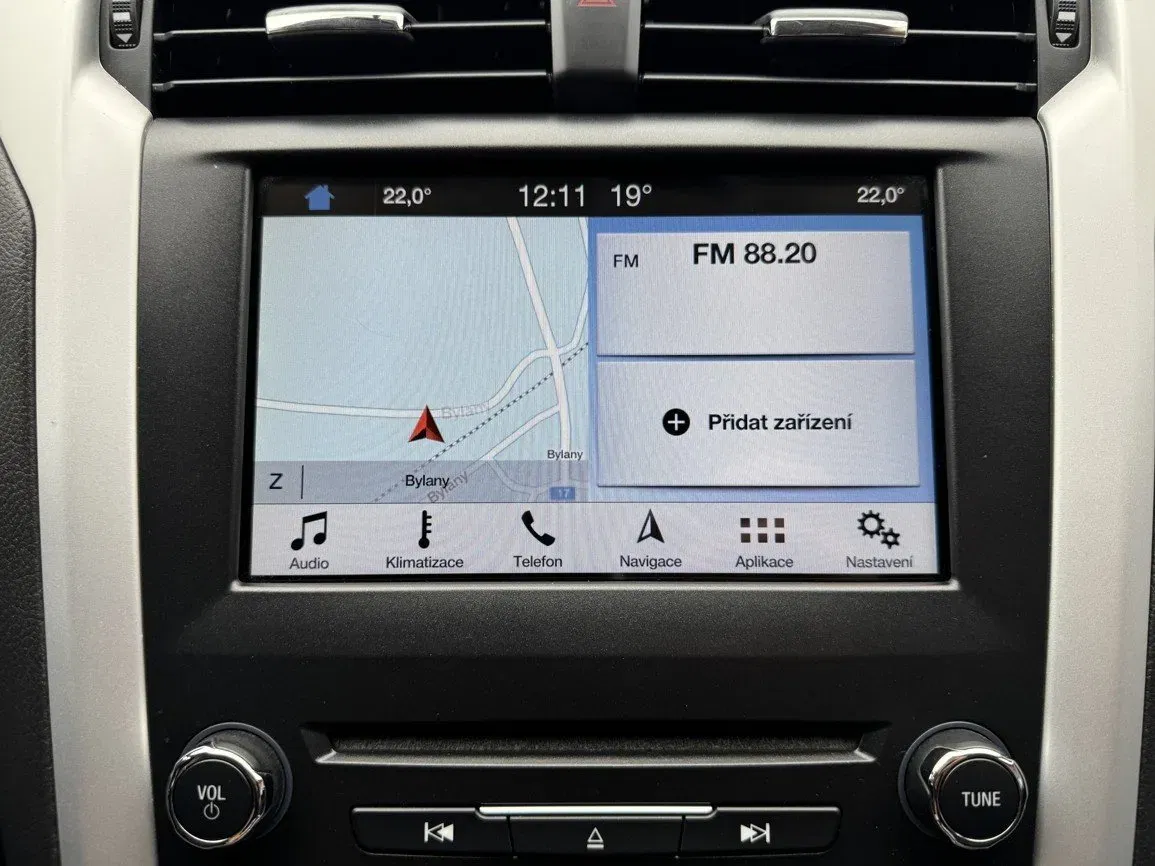 Ford Mondeo - Náhled 10