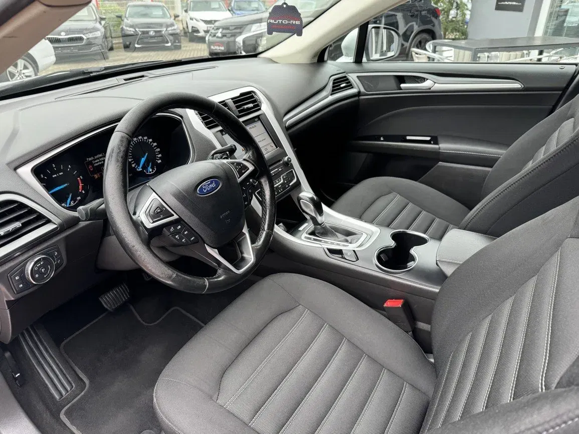 Ford Mondeo - Náhled 23
