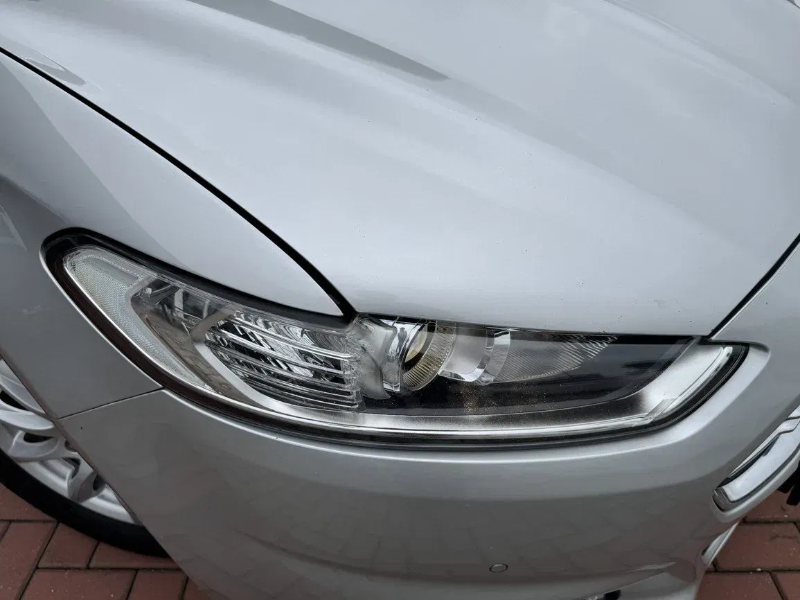 Ford Mondeo - Náhled 35