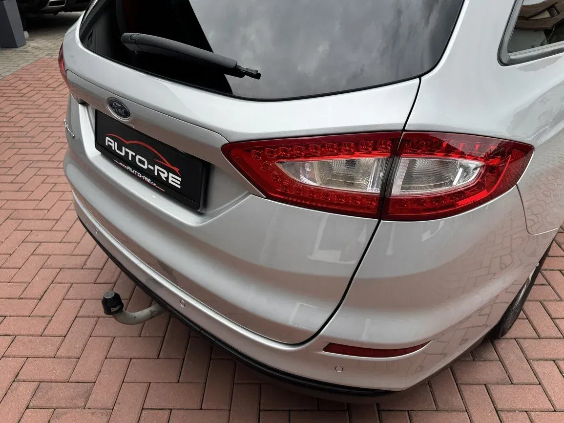 Ford Mondeo - Náhled 37