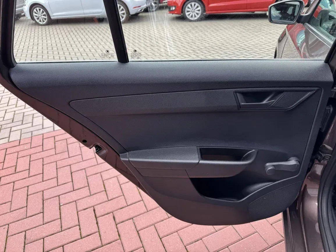 Škoda Fabia - Náhled 23