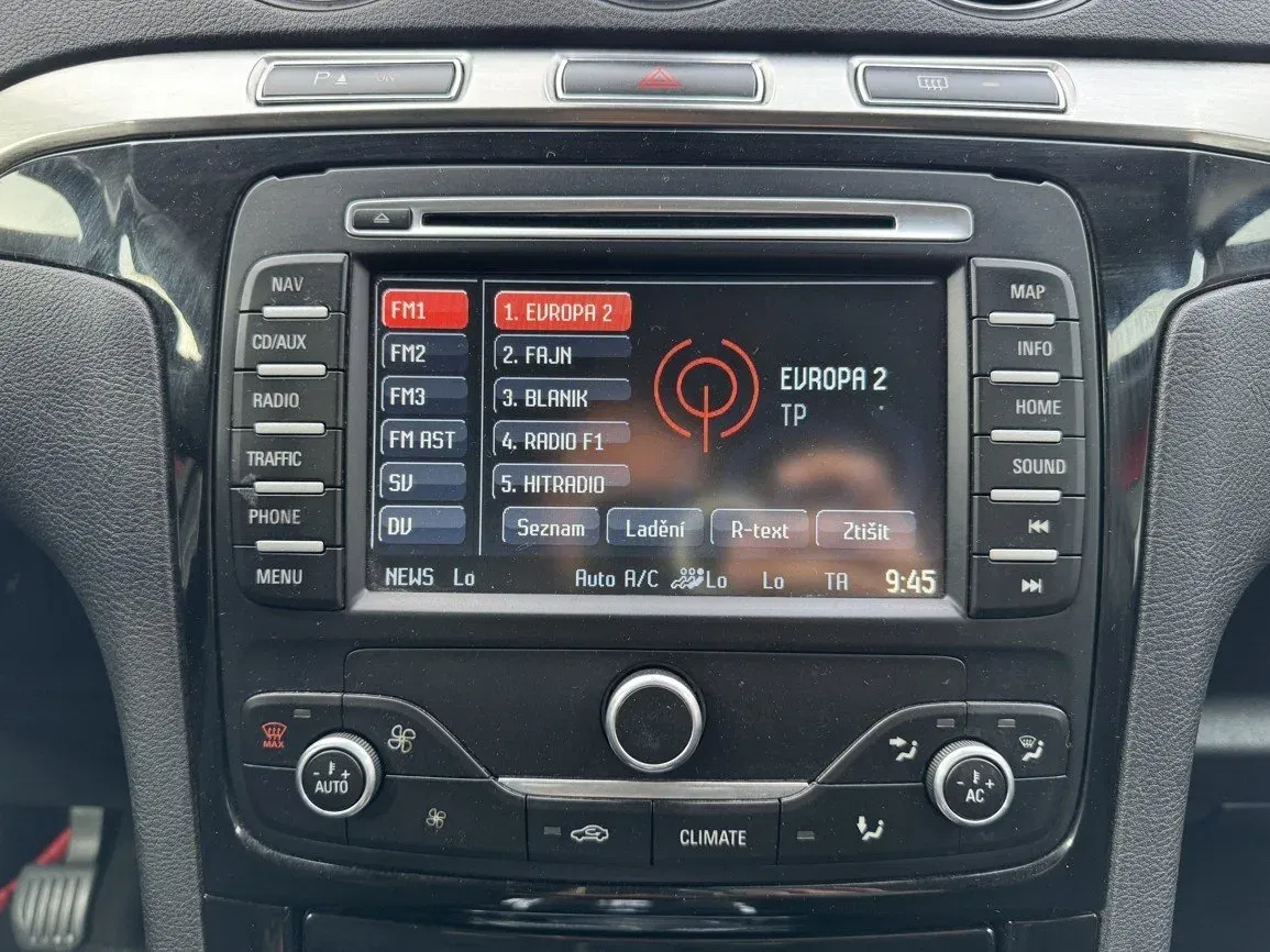 Ford Galaxy - Náhled 11
